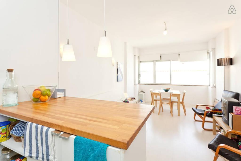 Armacao De Pera - Beach Apartment - Sea View- Walk To The Beach - Algarve Exterior photo