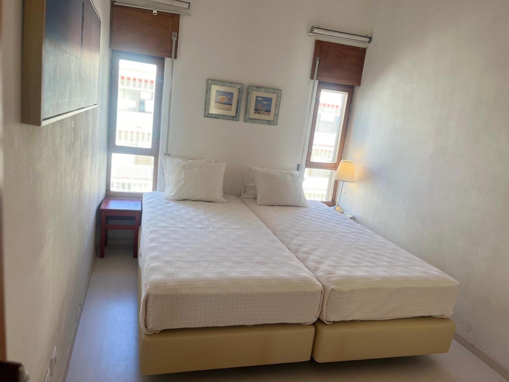 Armacao De Pera - Beach Apartment - Sea View- Walk To The Beach - Algarve Exterior photo